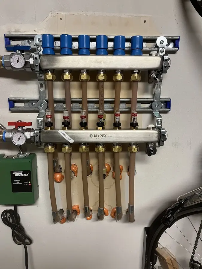 Plumber performing Leak Detection at a residential property in Floyd